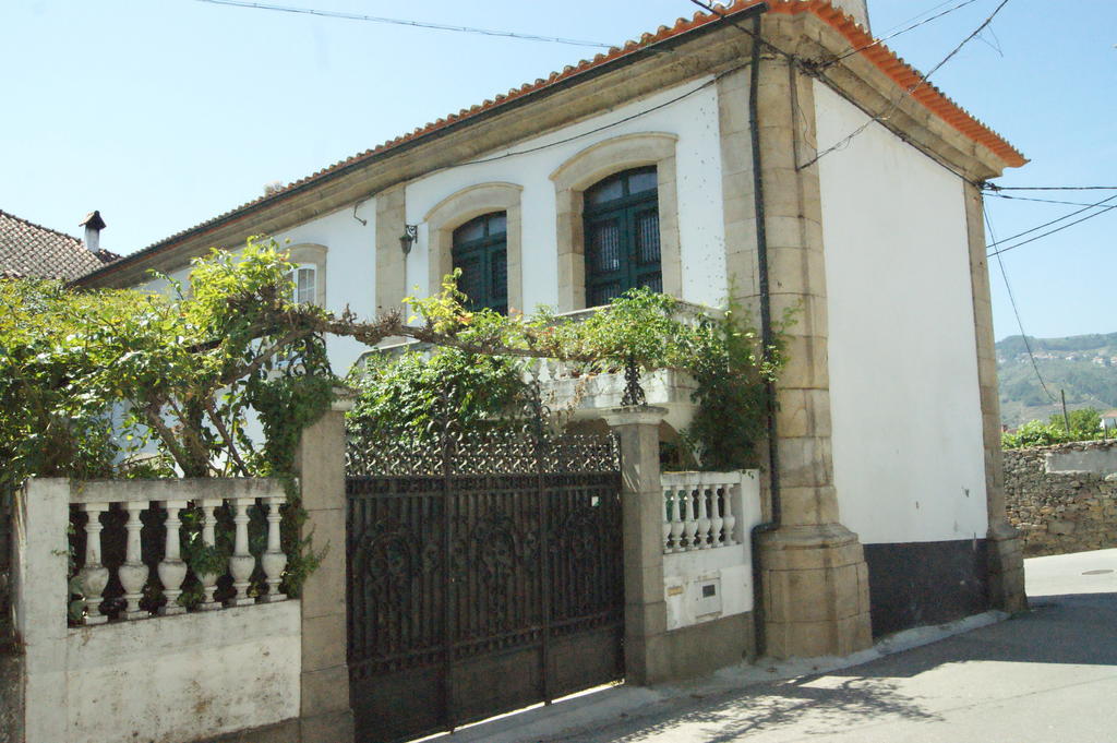 Casa Grande Do Serrado Santa Marta de Penaguiao Bagian luar foto